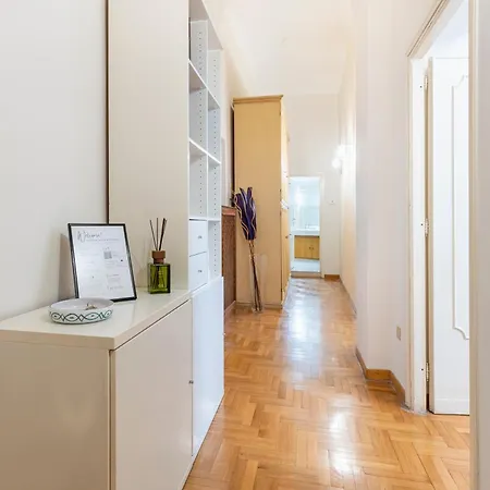 Maison Borghese Apartment *